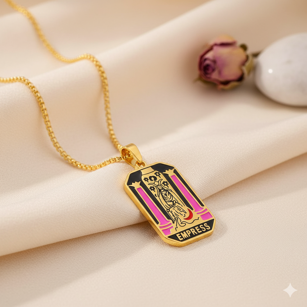 👑Golden Empress Pendant Necklace
